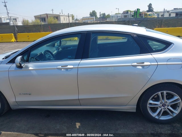Ford Fusion Hybrid Se 2018 3FA6P0LU2JR156391 Image 15