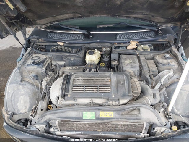 2006 MINI COOPER S WMWRE33586TN28911 Photo 9
