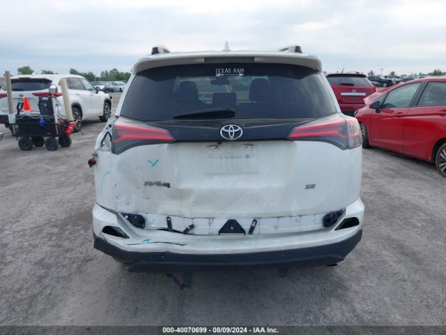 JTMNFREV3HJ707127 Toyota RAV4 SE