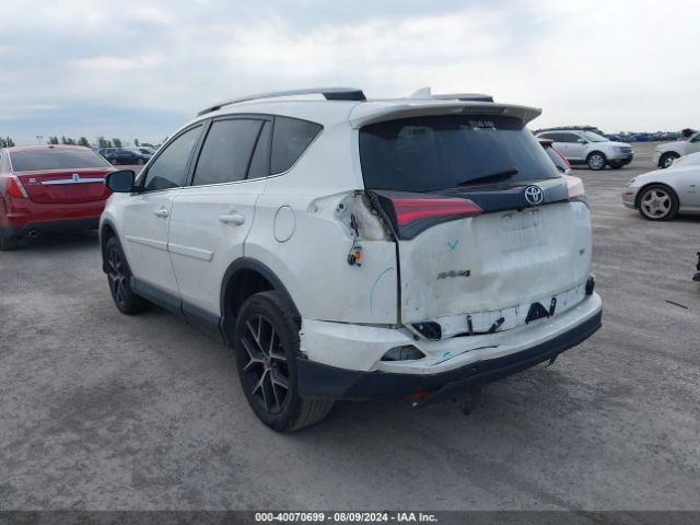 JTMNFREV3HJ707127 Toyota RAV4 SE