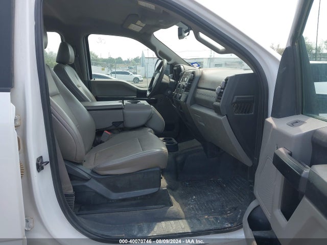 Ford F-250 Xl 2018 1FT7W2B62JEC62374 Image 5
