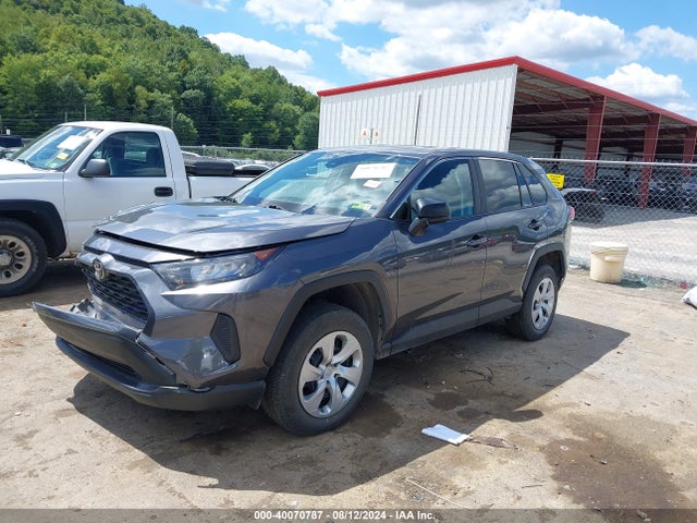 Toyota RAV4 LE 2022 2T3F1RFV4NC279620 Image 2
