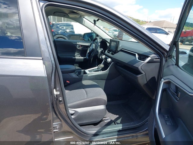Toyota RAV4 LE 2022 2T3F1RFV4NC279620 Image 5