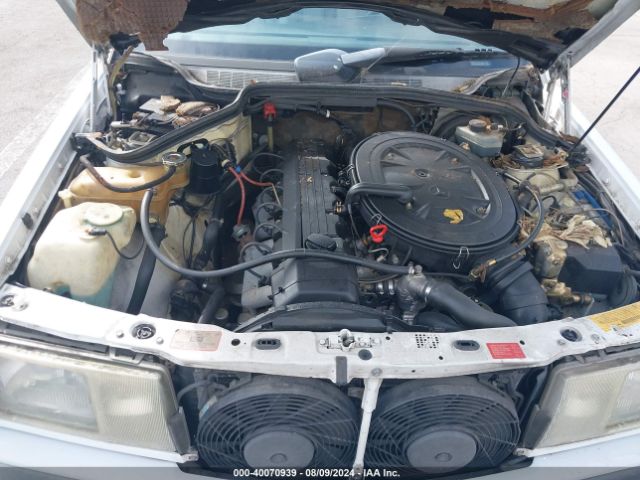 1993 MERCEDES-BENZ 190 WDBDA29D4PG027878 Photo 9