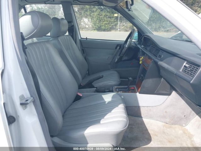 1993 MERCEDES-BENZ 190 WDBDA29D4PG027878 Photo 4