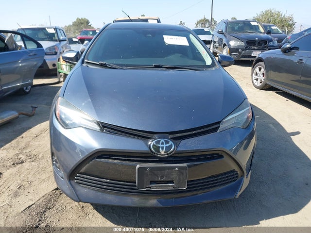 Toyota COROLLA LE 2018 5YFBURHE9JP822157 Image 13