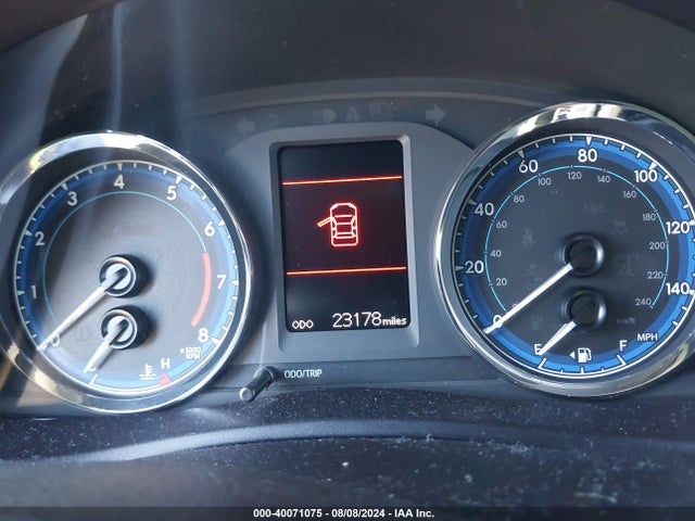 Toyota COROLLA LE 2018 5YFBURHE9JP822157 Image 7