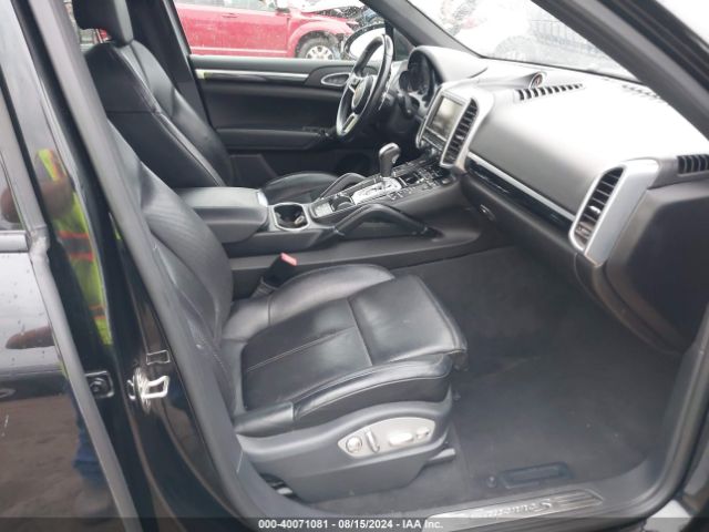 2016 PORSCHE CAYENNE WP1AB2A22GLA94576 Photo 4