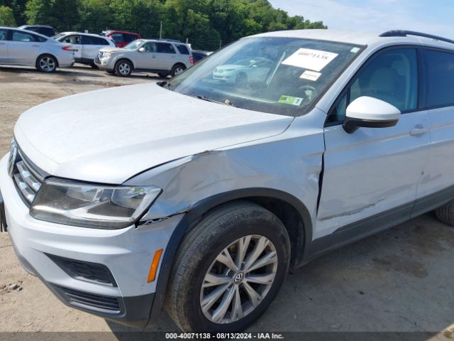 3VV0B7AX7JM123227 Volkswagen Tiguan 2.0t S
