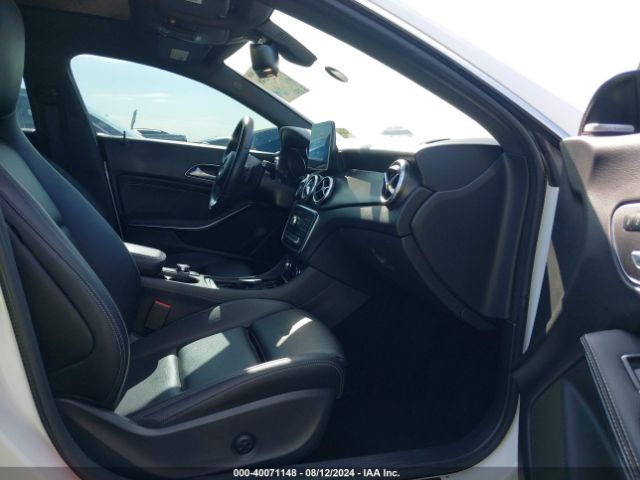 WDDSJ4GB5JN640297 Mercedes-Benz CLA 250 4MATIC