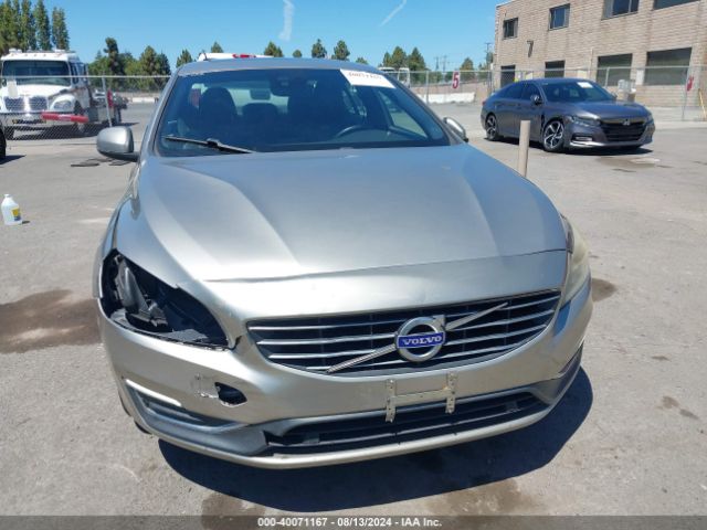 YV140MFK4F1340671 Volvo S60 T5 Premier
