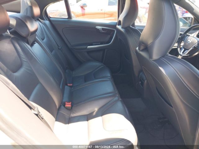 YV140MFK4F1340671 Volvo S60 T5 Premier