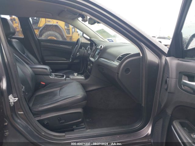 2C3CCAAG1GH269821 Chrysler 300 Limited