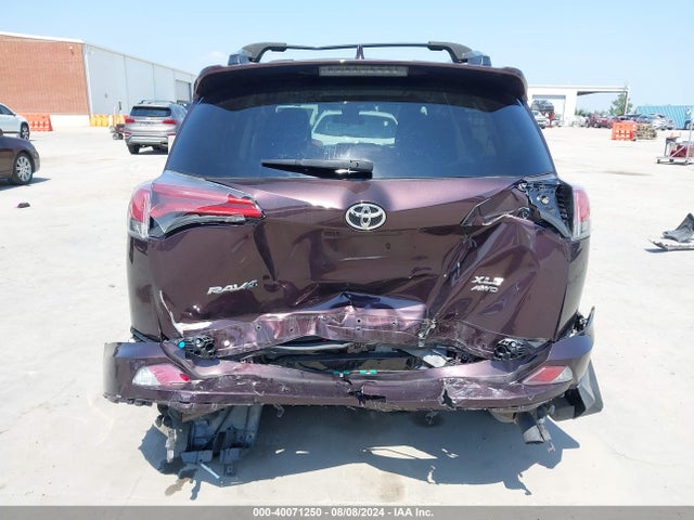 Toyota Rav4 Xle 2017 2T3RFREV1HW632835 Image 16