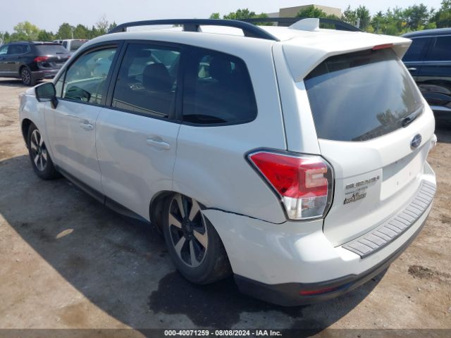 JF2SJAEC7JH468701 Subaru Forester 2.5i Premium