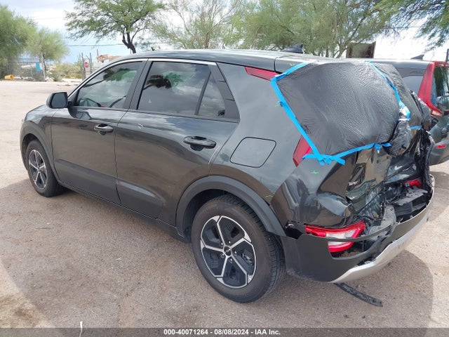 KNDCP3LE8P5105903 KIA NIRO LX