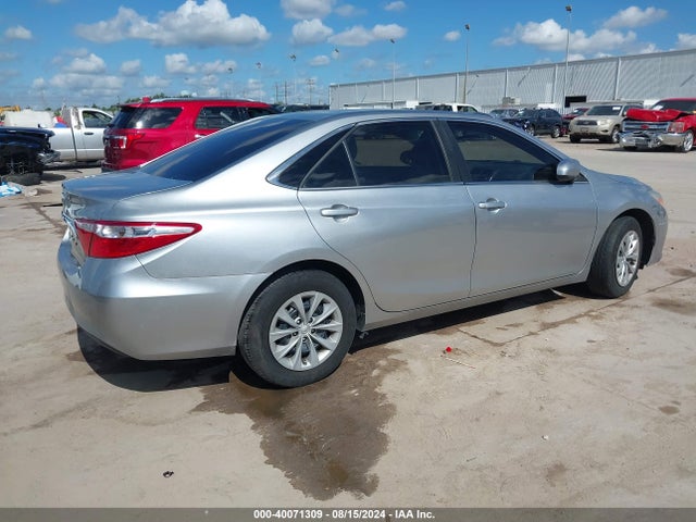 Toyota CAMRY LE 2017 4T1BF1FK5HU338841 Image 4
