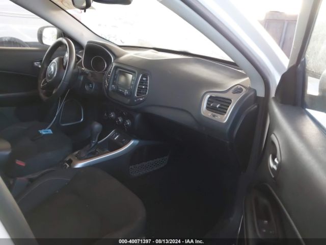 3C4NJCAB1JT136839 Jeep Compass Sport Fwd