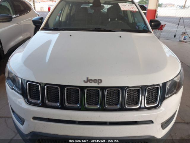 3C4NJCAB1JT136839 Jeep Compass Sport Fwd