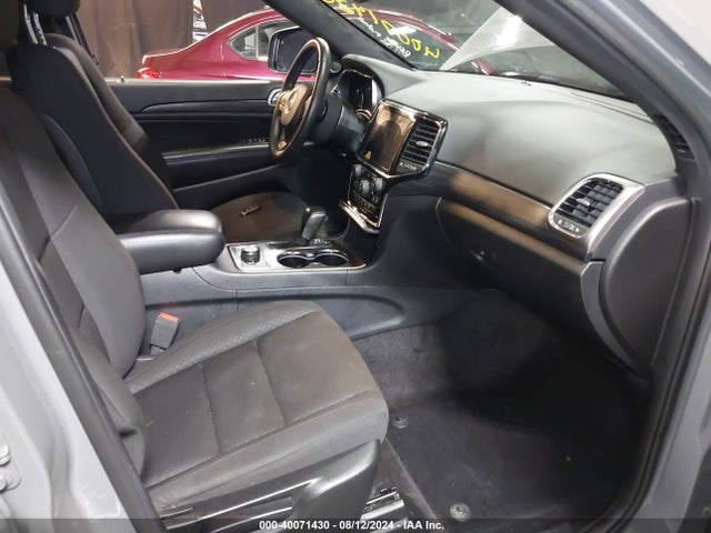 1C4RJFAG7KC608358 Jeep Grand Cherokee Upland 4x4