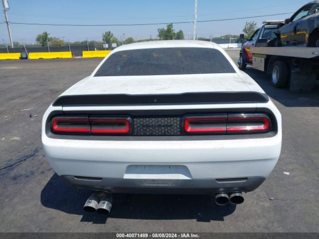 2C3CDZBT2GH226340 Dodge Challenger R/t