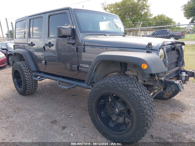 1C4BJWDG3HL554594 Jeep Wrangler Unlimited Sport 4x4