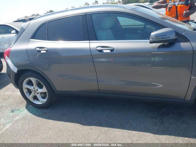 WDCTG4EB6JJ438537 Mercedes-Benz GLA 250