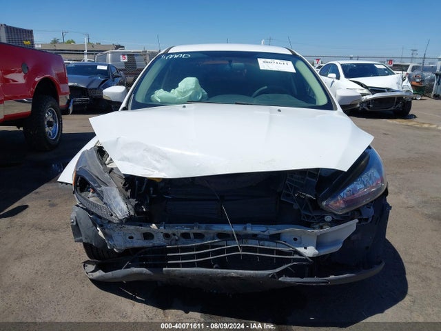 Ford FOCUS SE 2016 1FADP3F20GL406141 Image 13