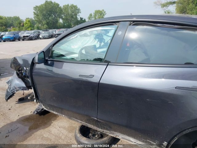 7SAYGDEF3RF022885 Tesla Model Y Performance Dual Motor All-wheel Drive