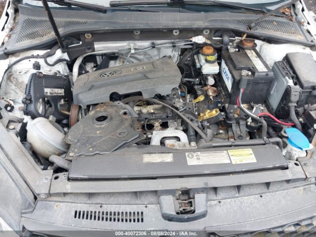 3VW4T7AU8FM099236 Volkswagen Golf Gti 2.0t S 4-door