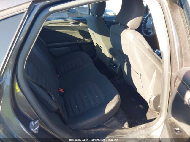 3FA6P0HD6HR105088 Ford FUSION SE
