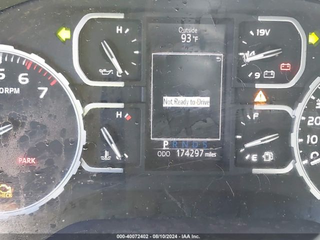 5TFRM5F16JX132102 Toyota Tundra Sr5 4.6l V8