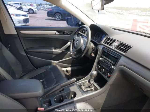 1VWAS7A30EC057348 Volkswagen Passat 1.8t Wolfsburg Edition