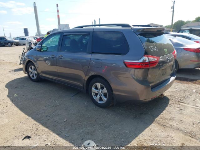 Toyota Sienna Le 8 Passenger 2015 5TDKK3DCXFS528160 Image 3