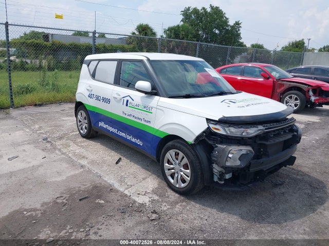 2020 KNDJ23AUXL7003064 main image