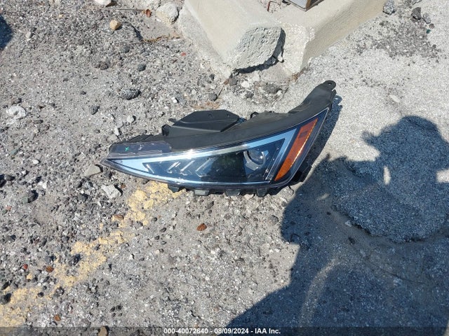 Hyundai ELANTRA SEL 2019 5NPD84LF4KH464139 Image 12