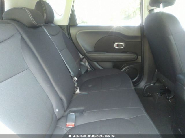 KNDJN2A28J7518187 KIA Soul