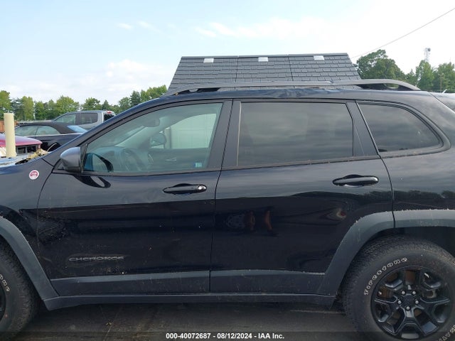 1C4PJMBN9KD459891 Jeep Cherokee Trailhawk Elite 4x4