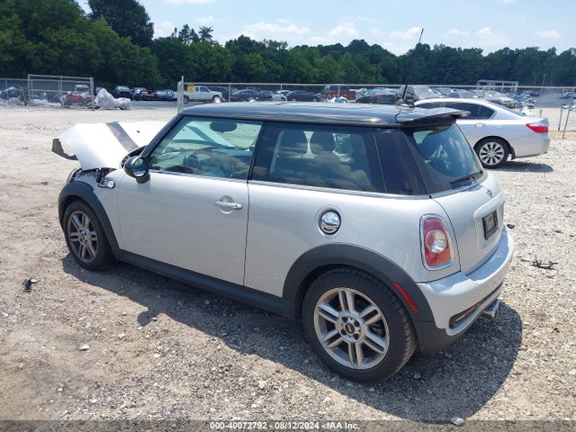 2013 MINI HARDTOP WMWSV3C58DT393816 Photo 2