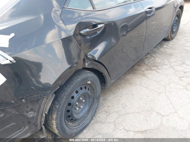 Toyota COROLLA LE 2015 5YFBURHE4FP283700 Image 13