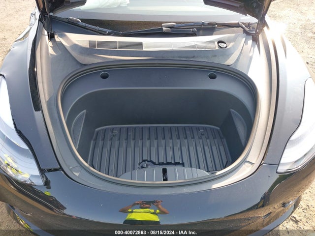 2023 TESLA MODEL 3 5YJ3E1EA3PF476115 Photo 9