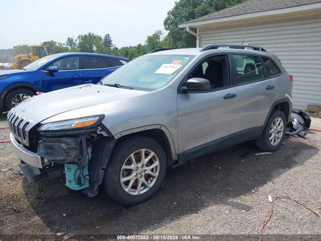 1C4PJMAB5GW169392 Jeep Cherokee Sport