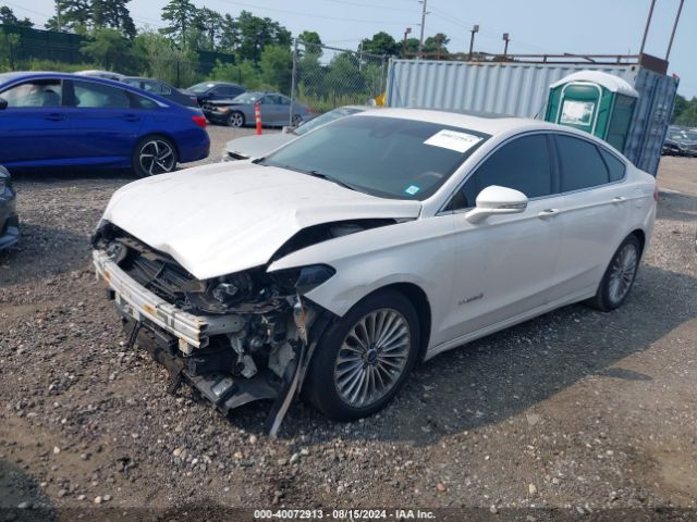 3FA6P0RU0ER329063 Ford Fusion Hybrid Titanium