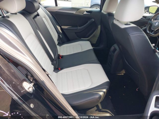 3VWB17AJ7GM375670 Volkswagen Jetta 1.8t Sport