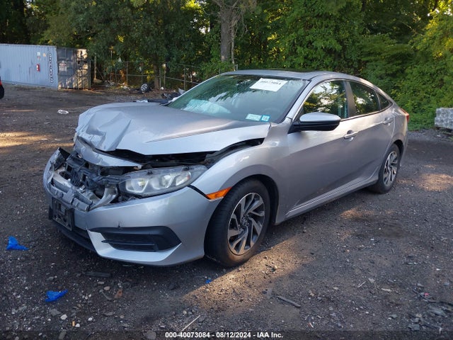 Honda CIVIC EX 2017 2HGFC2F73HH555888 Image 2