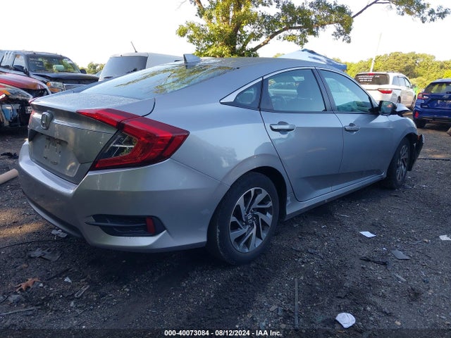 Honda CIVIC EX 2017 2HGFC2F73HH555888 Image 4