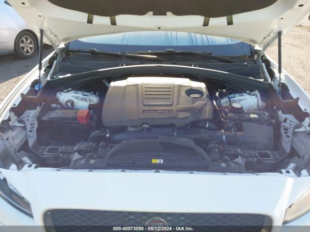 SADCJ2FX7KA601580 Jaguar F-pace 25t Premium