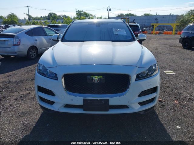 SADCJ2FX7KA601580 Jaguar F-pace 25t Premium