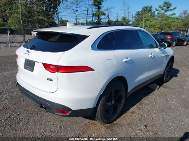 SADCJ2FX7KA601580 Jaguar F-pace 25t Premium