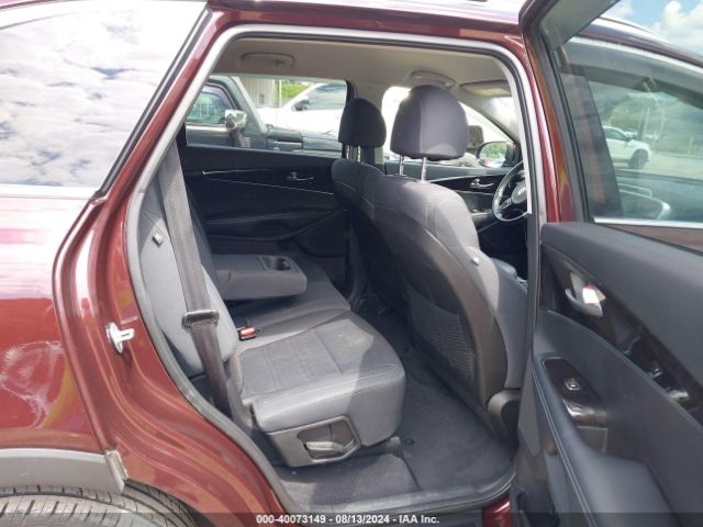 5XYPGDA56JG418280 KIA Sorento 3.3l Lx